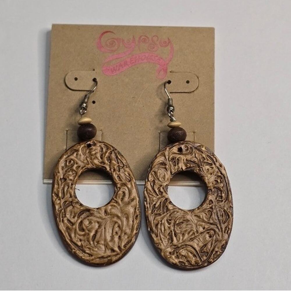 Treska Gypsy Warehouse Brown Embossed Oval Drop Earrings Wood Bead Western NEW